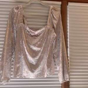 New without tags Anthropology square neck Jessica long sleeve crushes velvet top